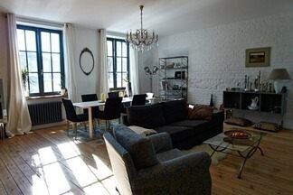 Квартира для молодой семьи в  стиле лофт: гармоничное сочетание старинных элементов декора с  современными